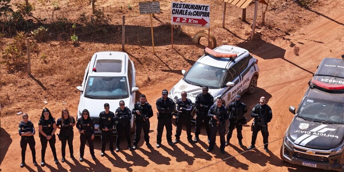 Polícia Civil faz operação em Alexânia em decorrência de ameaças e apreende arma de fogo