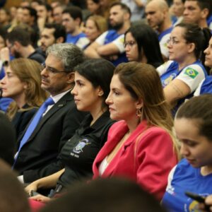 Delegado Geral da Polícia Civil participa de discussão sobre a PEC da Segurança na Assembleia Legislativa
