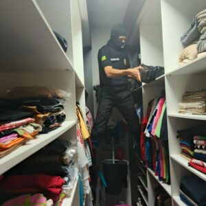 Operação Panaceia: PCGO fecha fábricas clandestinas e prende 29 em esquema de medicamentos falsificados