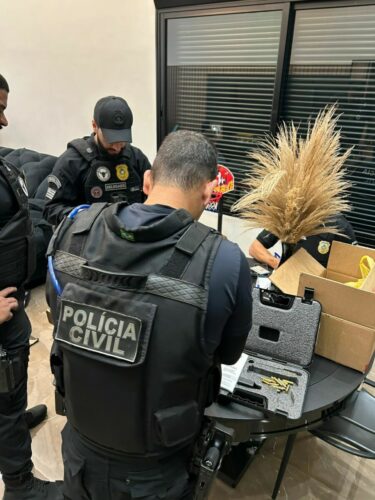 Operação Panaceia: PCGO fecha fábricas clandestinas e prende 29 em esquema de medicamentos falsificados