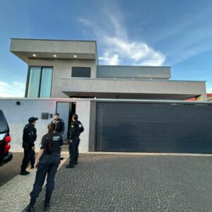 Operação Panaceia: PCGO fecha fábricas clandestinas e prende 29 em esquema de medicamentos falsificados