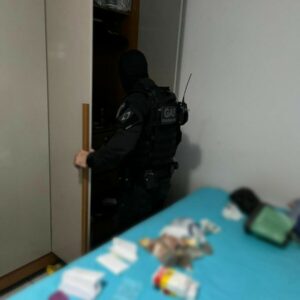PCGO apreende medicamento abortivo e outros fármacos controlados em operação contra comércio ilegal
