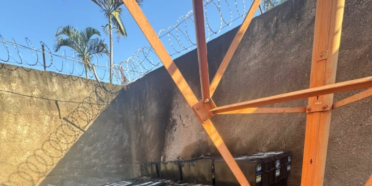 Polícia Civil investiga crime ambiental no descarte irregular de baterias elétricas em Itumbiara