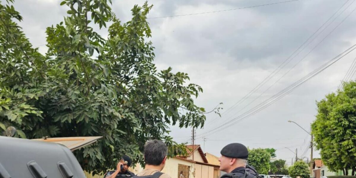 PCGO e PMGO prendem em Jataí empresários – pai e filho – investigados por homicídio no Mato Grosso