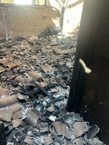 PCGO prende homem e busca dois foragidos por incendiar casa de mulher em Santa Helena após separação familiar