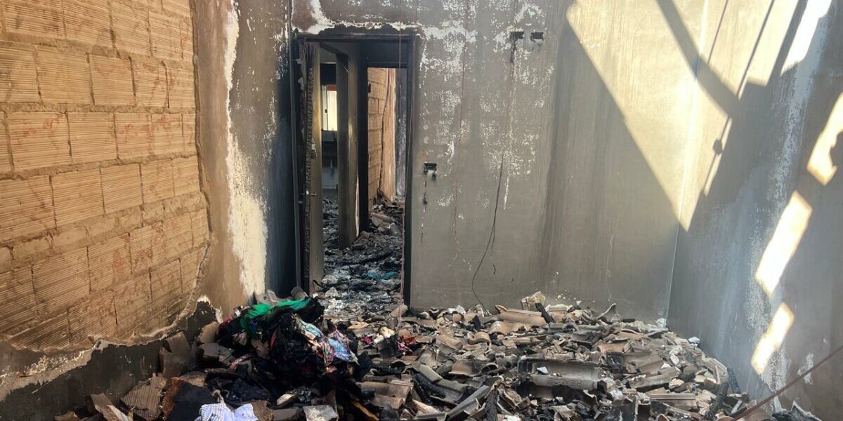 PCGO prende homem que incendiou casa da ex-cunhada por não aceitar separação conjugal em Santa Helena