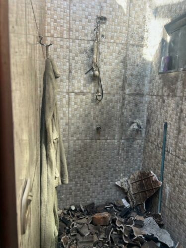 PCGO prende homem e busca dois foragidos por incendiar casa de mulher em Santa Helena após separação familiar