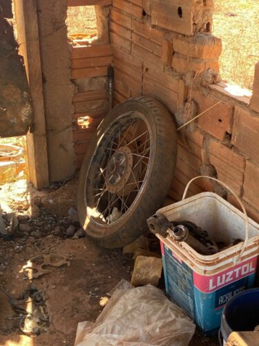 PCGO prende homem em flagrante por desmanche de motos adulteradas em Piracanjuba