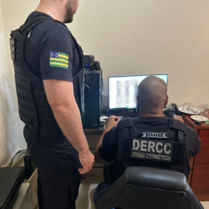 PCGO prende homem por armazenar material de exploração sexual envolvendo crianças e adolescentes