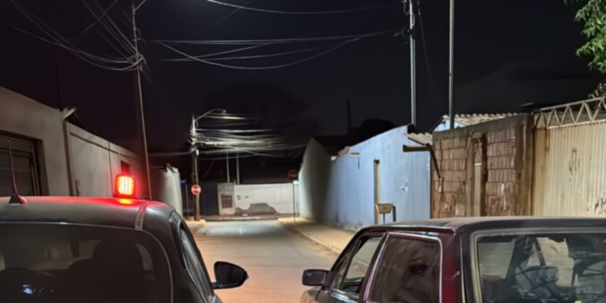 PCGO prende homem por dirigir embriagado e colidir contra viatura policial em Águas Lindas