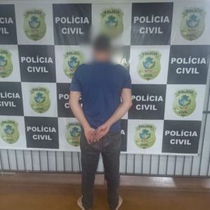PCGO prende homem suspeito de praticar maus – tratos contra a filha de 14 anos