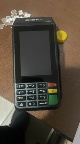 PCGO prende investigados por golpe com placas solares