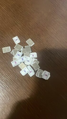 PCGO prende investigados por golpe com placas solares