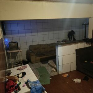 PCGO prende mãe em flagrante por abandono de filha com deficiência em Caldas Novas