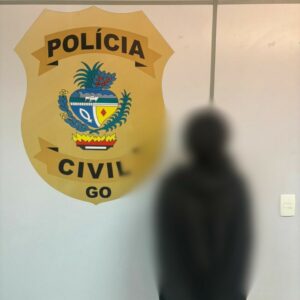PCGO prende pais em flagrante por maus tratos contra bebê de 4 meses em Bela Vista de Goiás