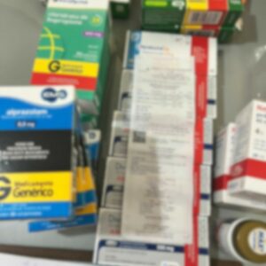 PCGO prende sócio e funcionários de clínica clandestina que mantinha pacientes em cárcere privado