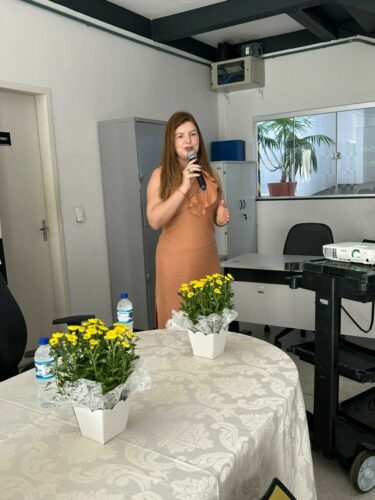 PCGO promove palestra sobre saúde mental em alusão ao Setembro Amarelo