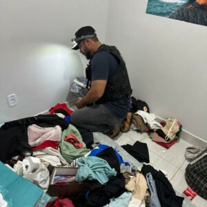 Polícia Civil cumpre mandado de busca e apreensão e prende investigado por tráfico em Águas Lindas de Goiás