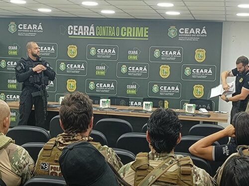 Operação Enigma: PCGO e PCCE prendem oito pessoas e apreendem munições e cartões bancários