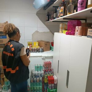 Operação Metanol: Bares e distribuidoras de Goianésia passam por fiscalização da Polícia Civil