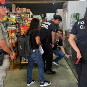 Operação Metanol: Bares e distribuidoras de Goianésia passam por fiscalização da Polícia Civil