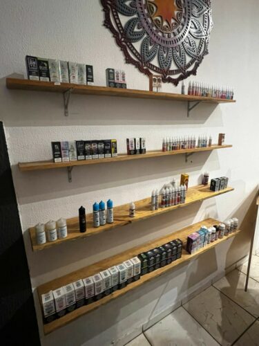 PCGO deflagara opera~çao conta a comercialização irregular de cigarros eletrônicos e apreende mercadoria em Anápolis