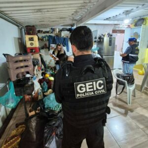 PCGO deflagra operação em Goiânia e apreende armas, munições e produtos contrabandeados