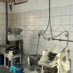 PCGO e Vigilância Sanitária interditam buffet clandestino em Goiânia