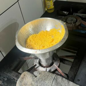 PCGO e Vigilância Sanitária interditam buffet clandestino em Goiânia