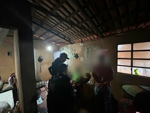 PCGO, em operação integrada, prende homem em flagrante por armazenar material de abuso sexual infantil