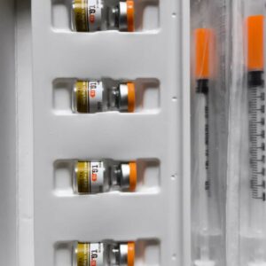 PCGO prende mulher em flagrante por venda irregular de medicação para emagrecimento