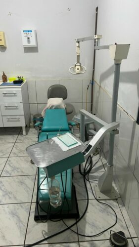 PCGO prende mulher por exercício ilegal da odontologia em consultório clandestino