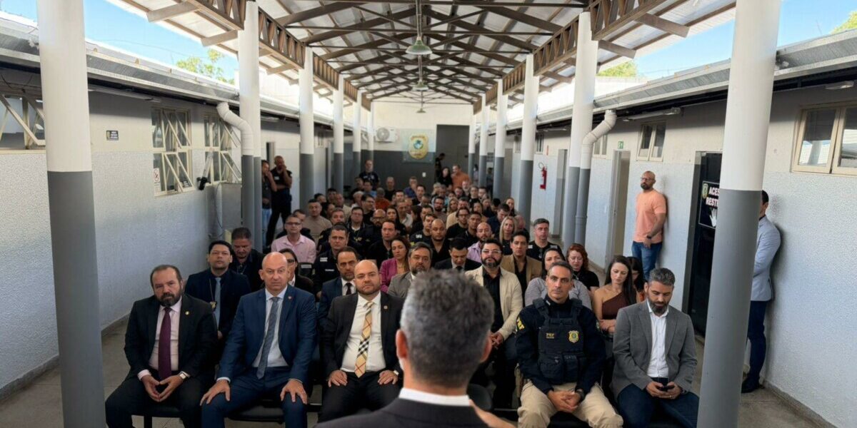 PCGO realiza cerimônia de revitalização da Central-Geral de Flagrantes de Goiânia e homenageia policiais civis