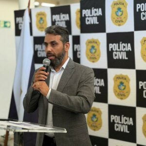 PCGO realiza cerimônia de revitalização da Central Geral de Flagrantes de Goiânia e homenageia policiais civis