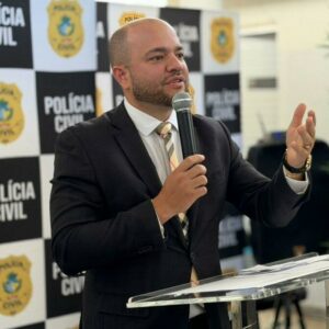 PCGO realiza cerimônia de revitalização da Central Geral de Flagrantes de Goiânia e homenageia policiais civis