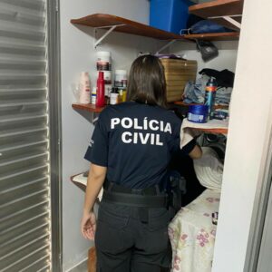 Polícia Civil cumpre mandados de busca e apreensão em investigação de furto