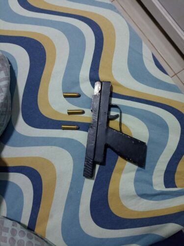 Polícia Civil prende homem por porte ilegal de arma após ameaçar ex companheira em Valparaíso