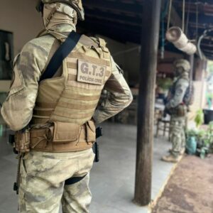 PCGO deflagra operação em 7 estados brasileiros e cumpre 61 ordens judiciais contra organização criminosa e lavagem de dinheiro