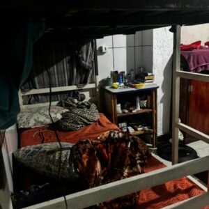 PCGO e Vigilância Sanitária fiscalizam instituição para idosos em Goiânia e constatam diversas irregularidades