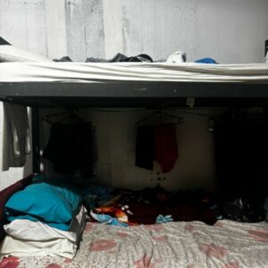 PCGO e Vigilância Sanitária fiscalizam instituição para idosos em Goiânia e constatam diversas irregularidades