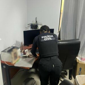 Opera&ccedil;&atilde;o Dark Business desarticula grupo criminoso que movimentou mais de R$ 10 milh&otilde;es com golpes em compradores de ve&iacute;culos pela internet