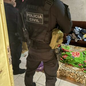 PCGO cumpre 22 mandados e apreende carga de drogas avaliada em R$ 450 mil