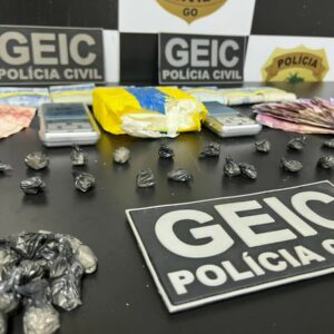 PCGO desarticula ponto de venda em distribuidora 24h de Luziânia