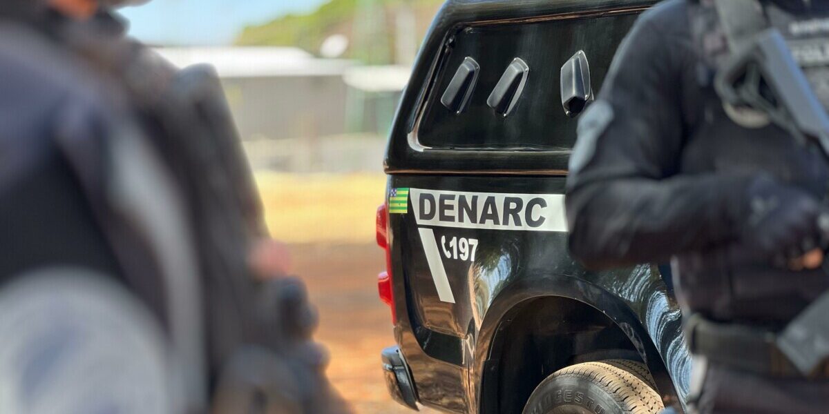 PCGO e PCMT prendem em Goiânia foragida que movimentou mais de R$ 3 milhões para organização criminosa