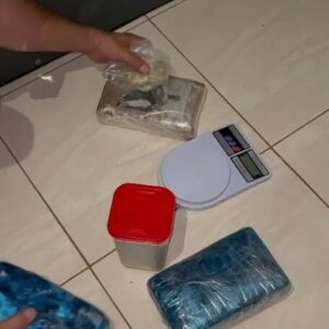 PCGO e PMGO prendem em flagrante homem por tráfico de droga em São Luís de Montes Belos