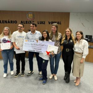 PCGO participa da premiação do 7º Concurso de Redação sobre violência doméstica e Lei Maria da Penha em Goianésia