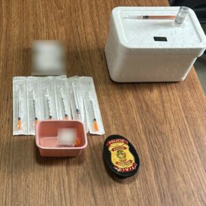 PCGO prende duas mulheres por venda de medicamentos para emagrecer sem receita, em Chapad&atilde;o do C&eacute;u