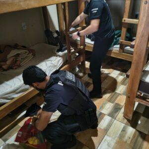 Pol&iacute;cia Civil cumpre mandado em investiga&ccedil;&atilde;o por posse ilegal de arma de fogo e amea&ccedil;a&nbsp;