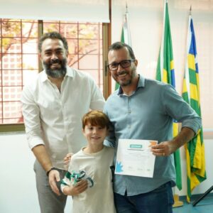 Policiais civis de Goi&aacute;s que lecionam na Escola de Governo s&atilde;o premiados no Encontro de Professores