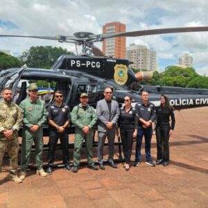 Governo de Goi&aacute;s entrega novo helic&oacute;ptero &agrave; Pol&iacute;cia Civil em solenidade oficial